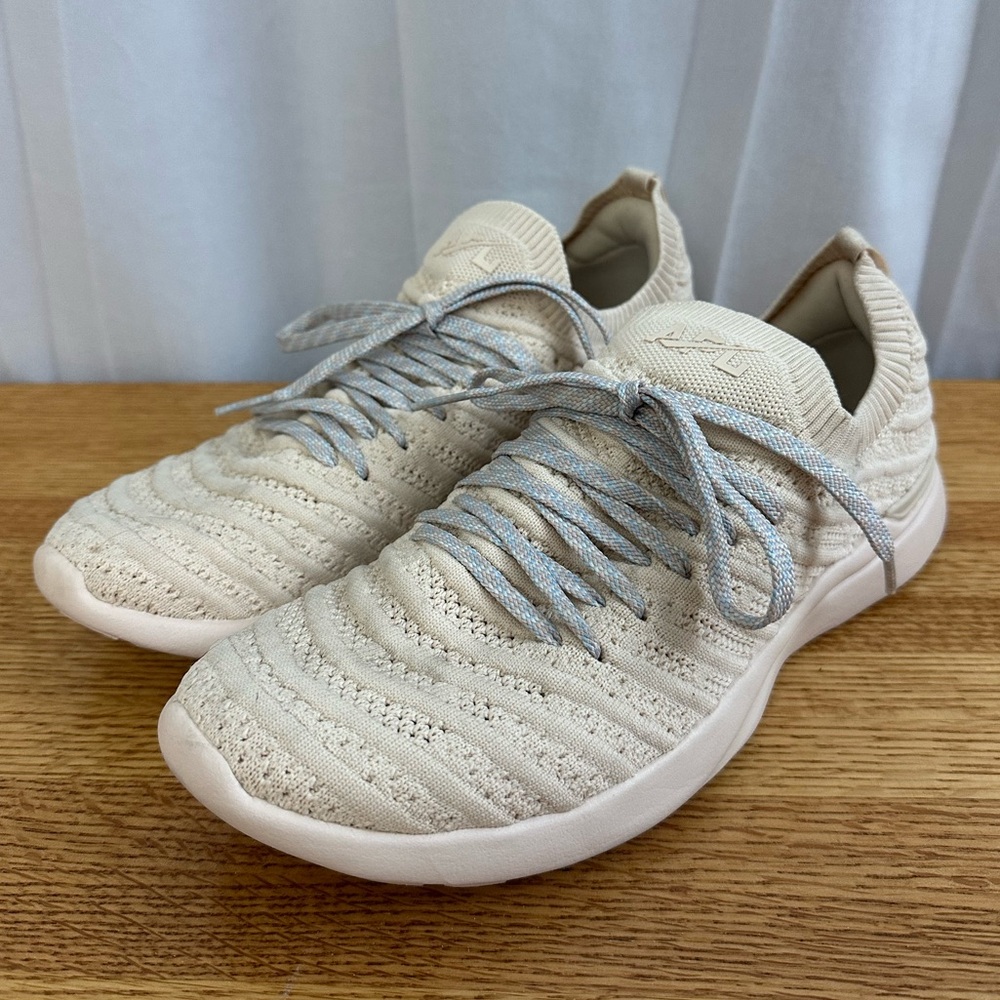 APL Techloom Wave Light Pink Athletic Sneaker Womens Size 9